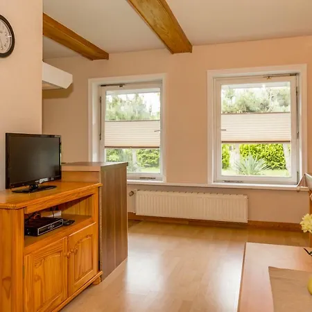 Familien-ferienanlage Seefeldt * 弗里斯特