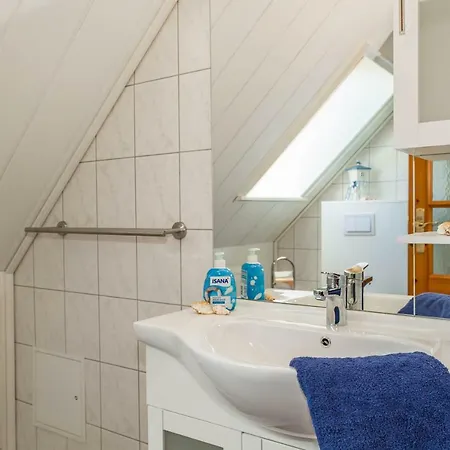 Familien-ferienanlage Seefeldt * 弗里斯特