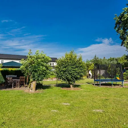 Familien-ferienanlage Seefeldt 弗里斯特